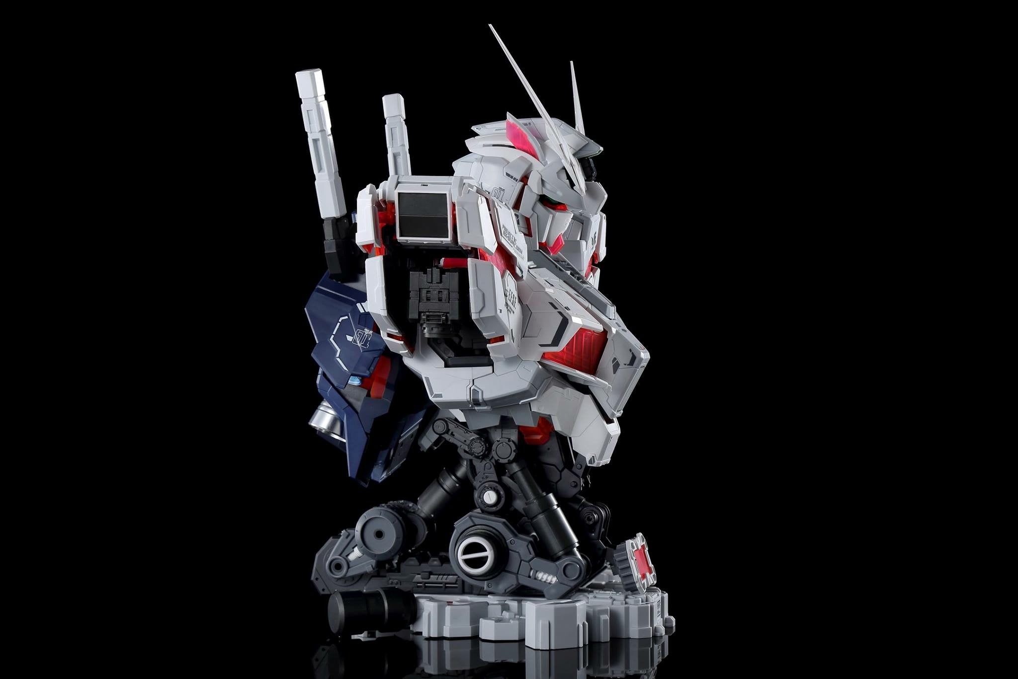 BSC 1/35 Unicorn Bust (Red Frame) – Samueldecal & DL model shop